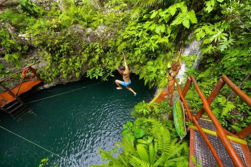 Cenote tirolesa
